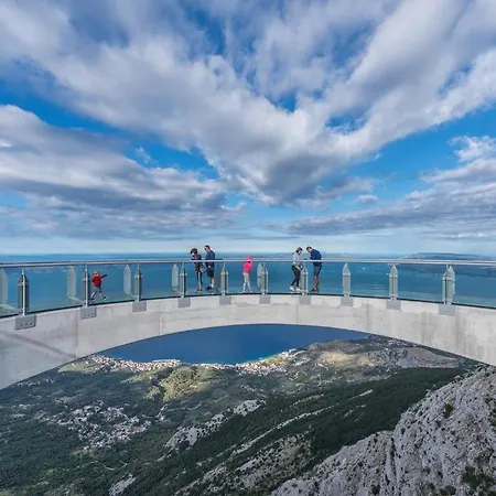 Bili-sea View In The Center Apartment *