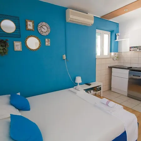 Bili-sea View In The Center Makarska