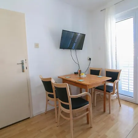 Bili-sea View In The Center Apartment