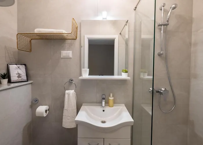 Bili-sea View In The Center Apartment Makarska