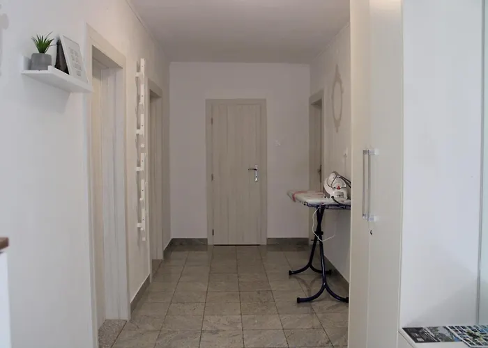 Apartment Bili-sea View In The Center Makarska