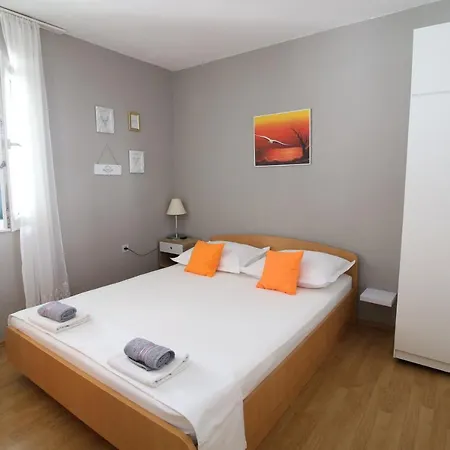 Bili-sea View In The Center * Makarska