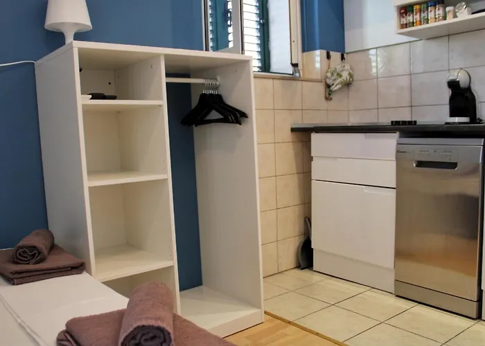 Bili-sea View In The Center Appartement Makarska